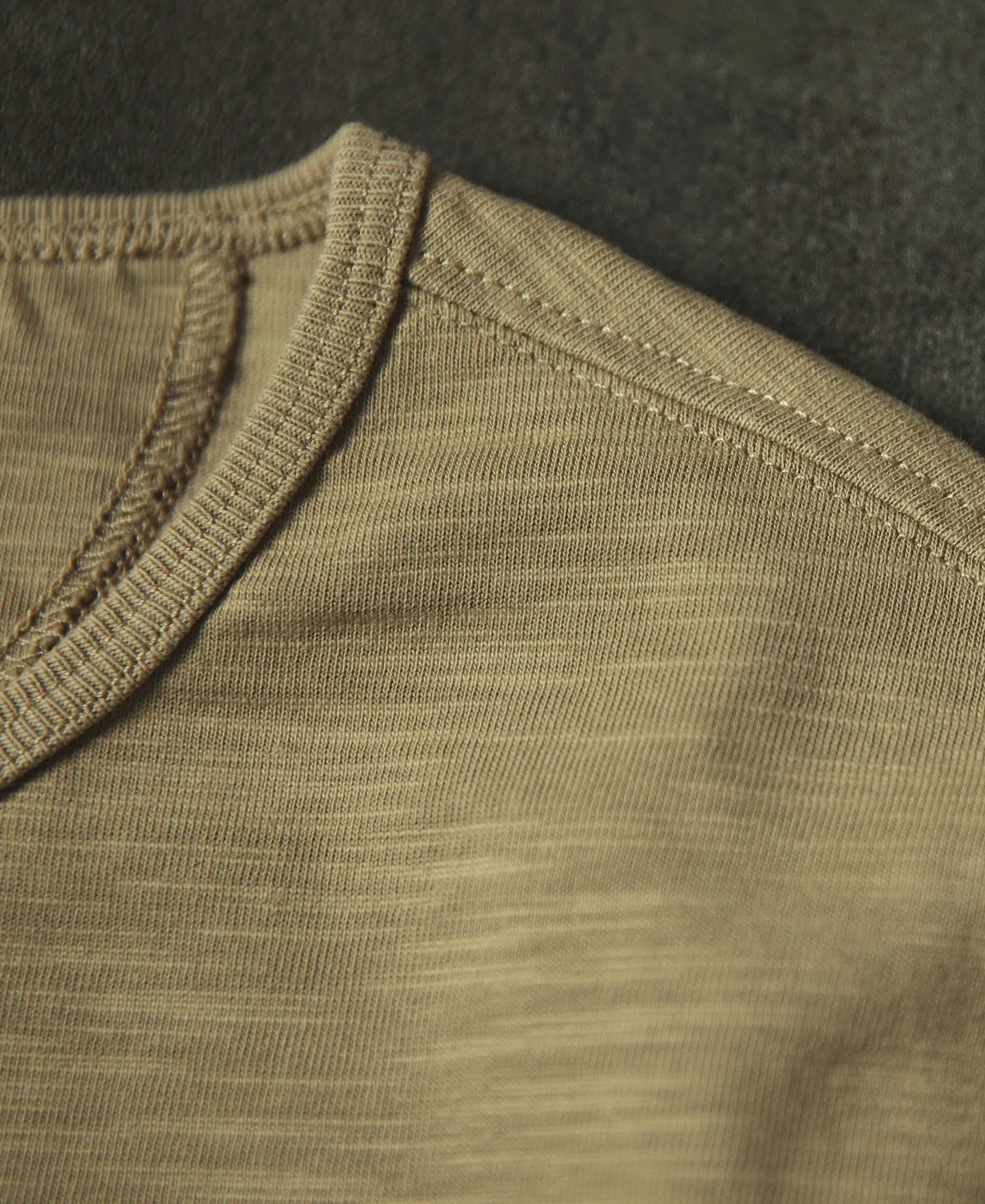 1900s 9.8 oz Slub Cotton Henley T-Shirt - Sand