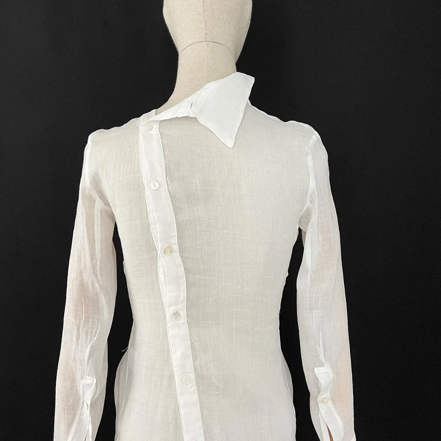 ALEKSANDR MANAMIS Exclusive Asymmetric Shirt