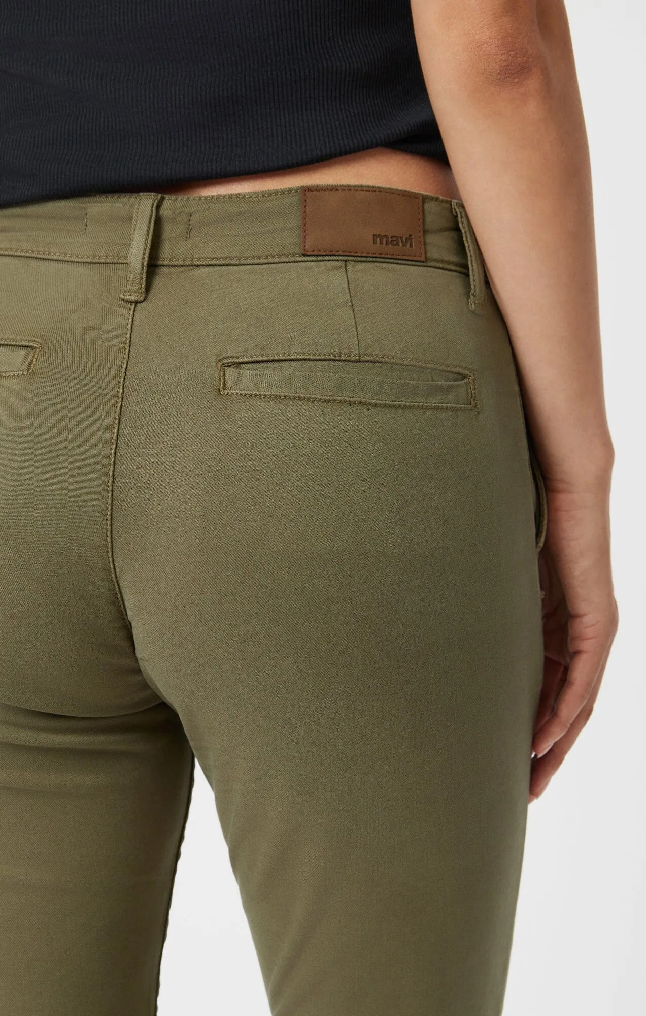 BROOKE SLIM CHINO IN GREEN LUXE TWILL