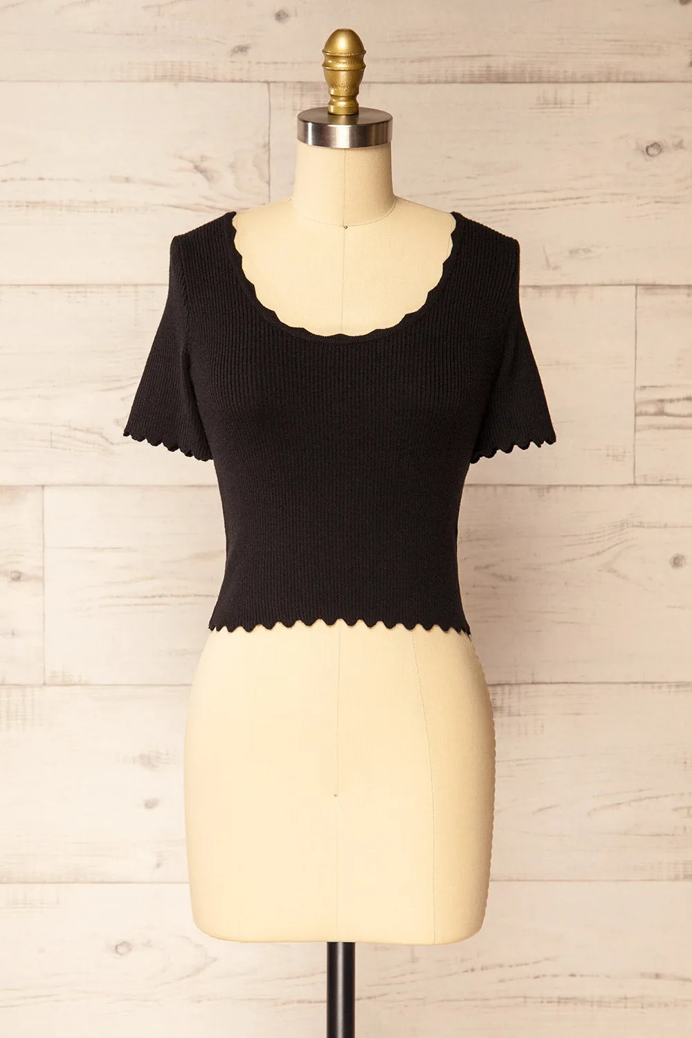 Brussels Black | Cropped Ribbed Top