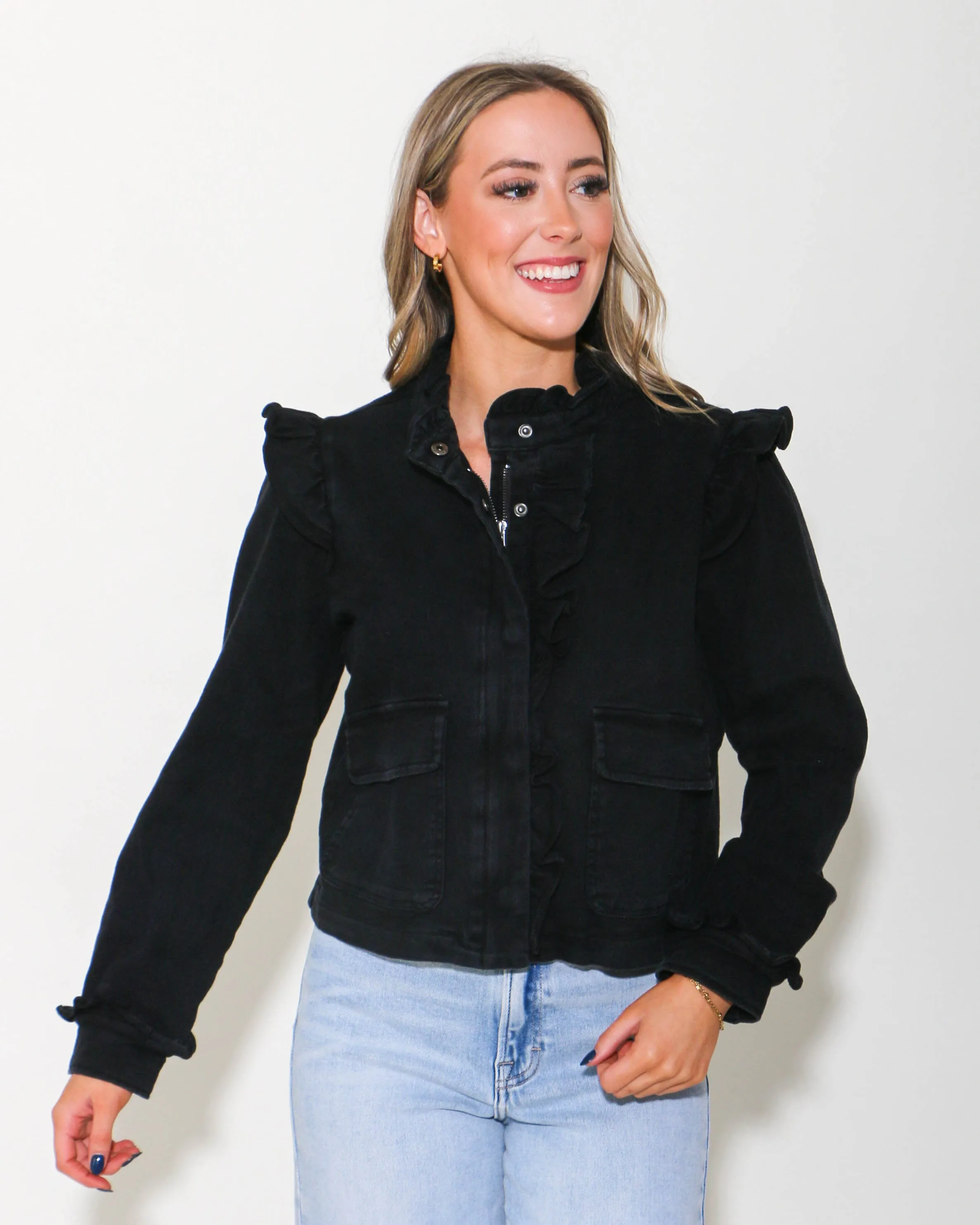 Cropped Zip up Utility Jacket in Black