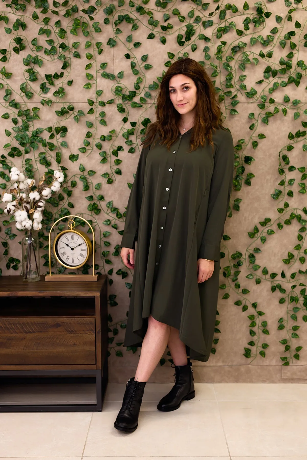 Maaya Medium Length - Olive Crepe