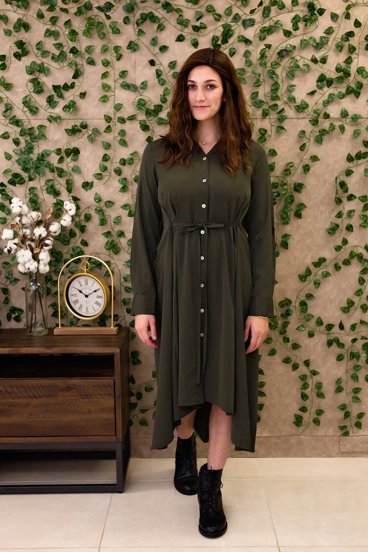 Maaya Medium Length - Olive Crepe