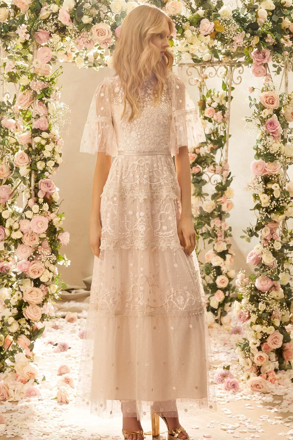 Midsummer Lace Round Neck Gown