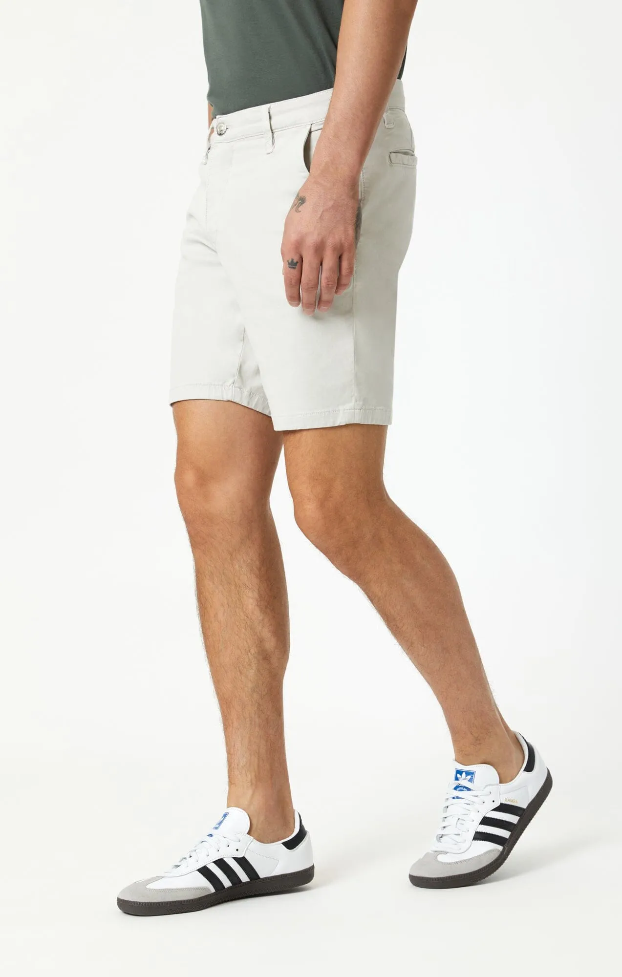 NOAH SHORTS IN OYSTER MUSHROOM LUXE TWILL