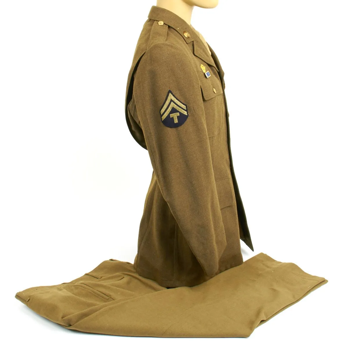 Original U.S. WWII 3rd Armored Division Technical Sergeant Uniform Set with Theatre Made Spearhead Patch