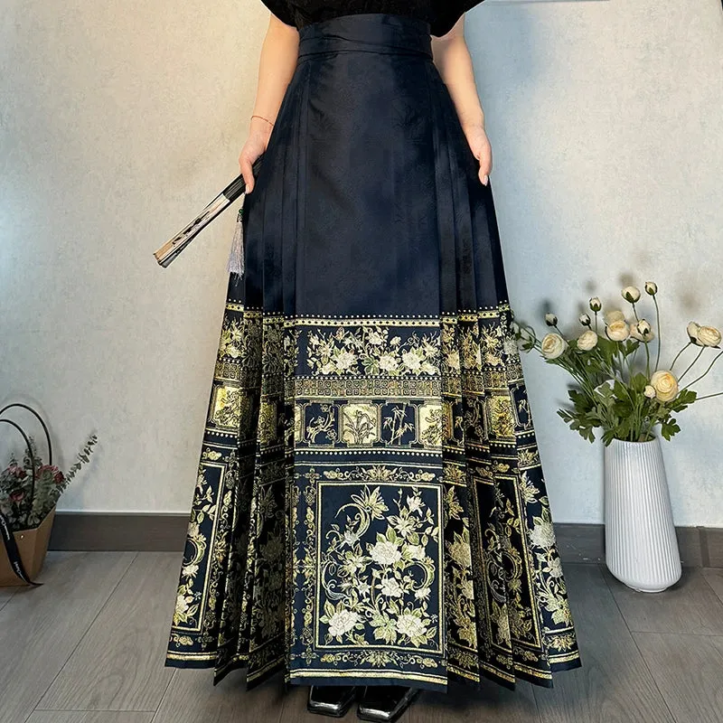 Shan Ping 扇屏 Folding Screen Ming Dynasty Mamian Skirt