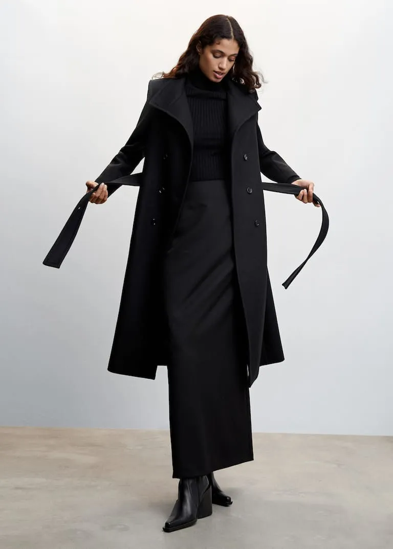 Woollen coat with belt